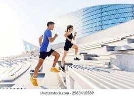 反诈细节：非法 App 提现时的“银行维护”。（反诈提示：不法应用提现多以“银行维护”为借口）